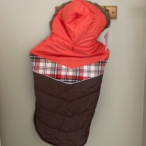 Frisco brand winter dog coat with fur hood, size XXXL